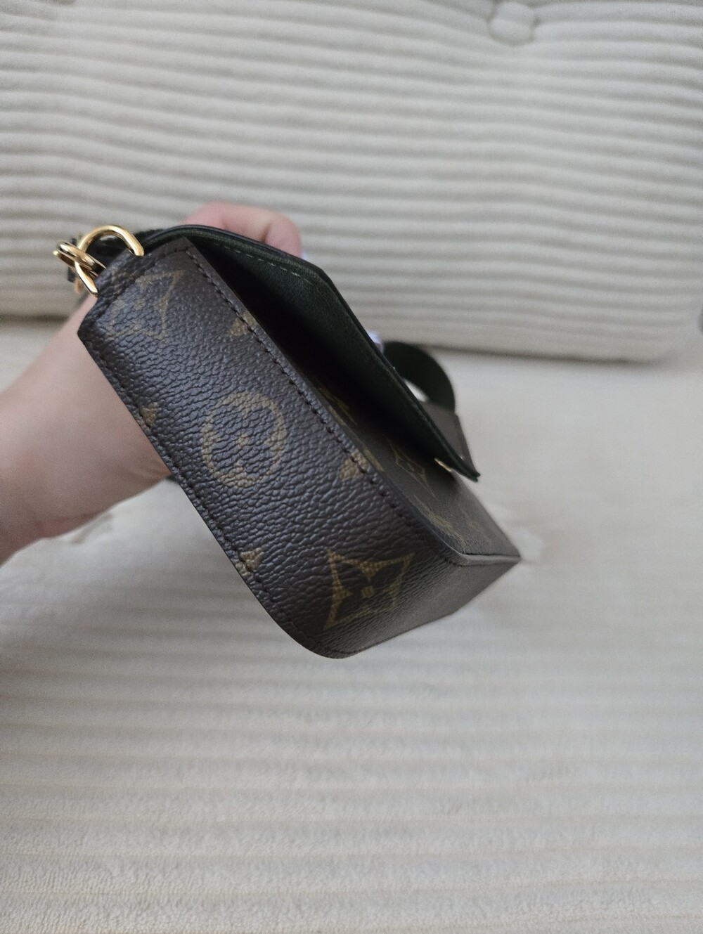 Louis Vuitton Felicie Strap And Go - Picture 4 of 11